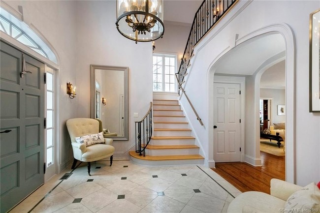 Building Photo - 188 Davis Hill Rd