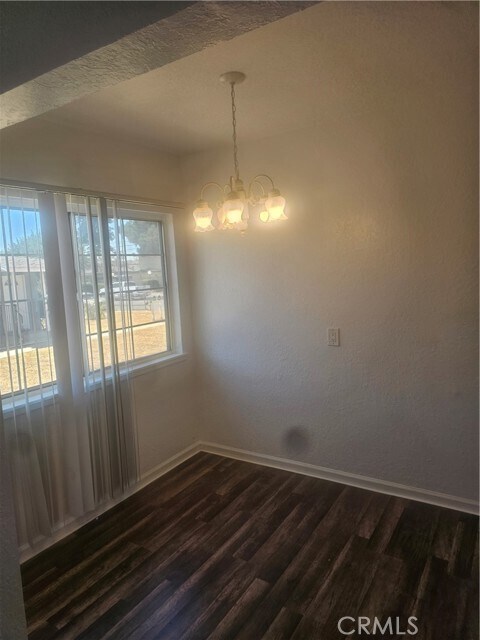 Foto del edificio - 1545 Sepulveda Ave
