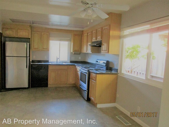 Building Photo - 1109 Kottinger Dr