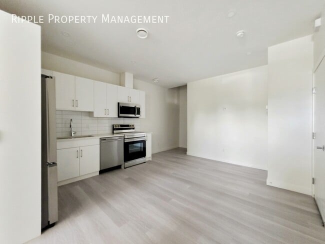 Building Photo - BRAND NEW 2 BEDS, 1 BATH BASEMENT SUITE | SEPARATE UTILITIES | PETS FRIENDLY