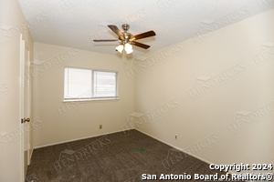 Foto del edificio - 6626 Meadow Fawn Dr