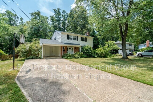 Foto del edificio - 4764 Springbrook Dr