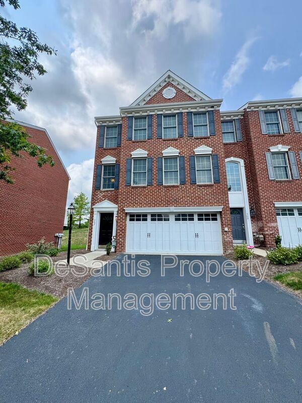 Building Photo - 307 Marshall Heights Dr