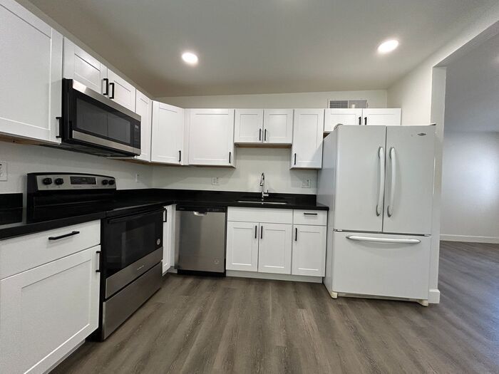 Photo - 1254 W Manhatton Drive, Tempe