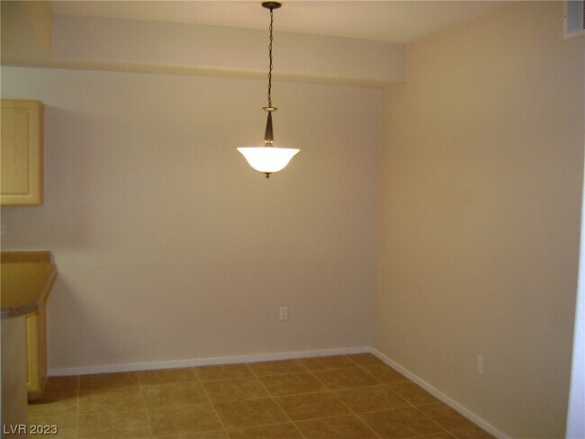 Foto del edificio - 8250 N Grand Canyon Dr