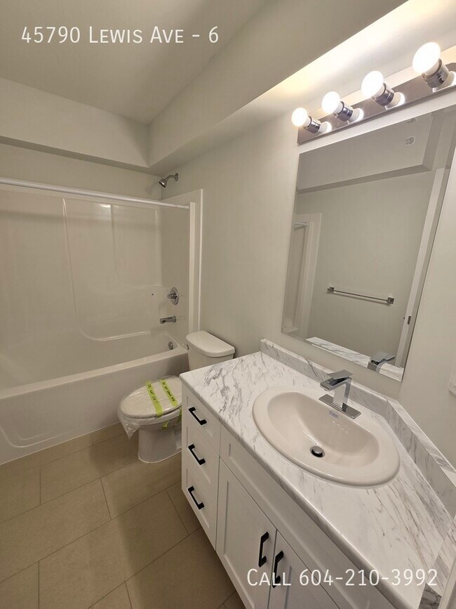 Photo du bâtiment - Brand New Unit in Chilliwack