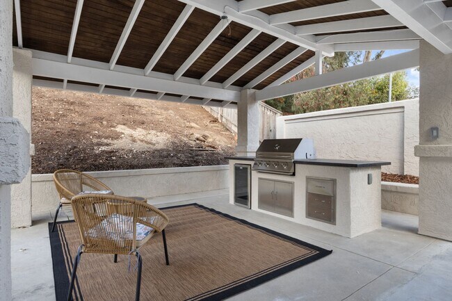 Building Photo - Exclusive Coastal Living: Remodeled 4 Bed Home in Tamarack Point, Carlsbad