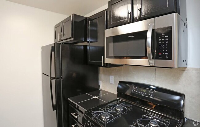 Building Photo - 2108 Salvador St
