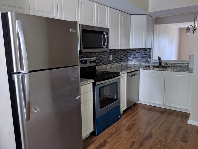 Building Photo - 6 Lumber Jack Cir