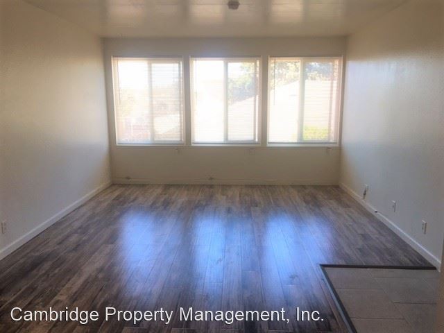 Foto del edificio - 527 N Amphlett Blvd