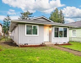Building Photo - 341 24th Ave