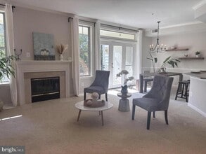 Building Photo - 1334 Garden Wall Cir