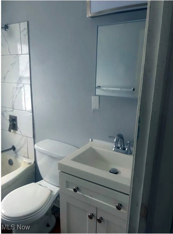 Foto del edificio - 3450 E 119th St