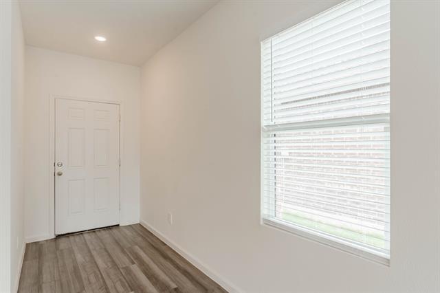 Building Photo - 1737 Escondido Dr