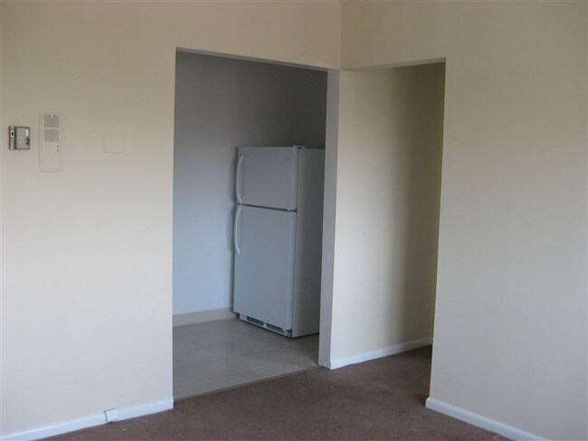 Foto del edificio - 11839 Clifton Blvd