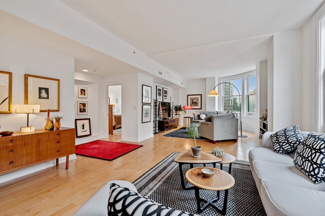 Photo - 306 Fourth Ave Apartment