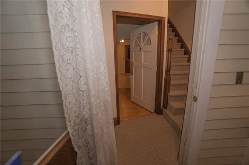 Building Photo - 719 Dunellen Ave