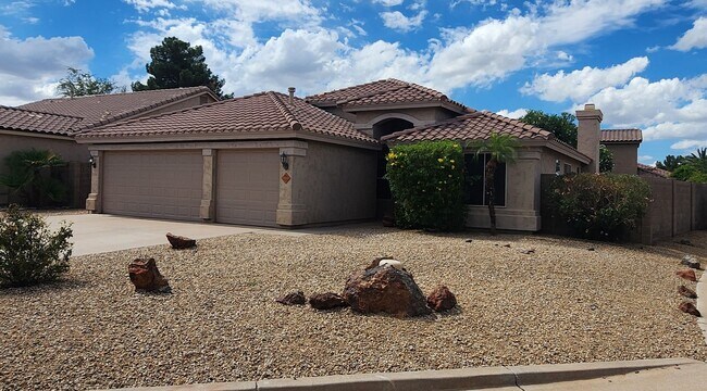 Foto del edificio - 4 Bedroom Home in the Silverhawke Communit...