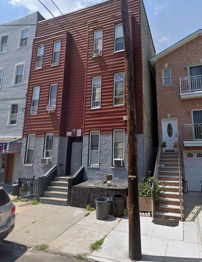 229 Hancock Ave Unit 1R, Jersey City, NJ 07307 Condo for Rent in Jersey City, NJ