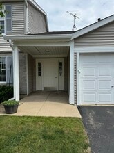 Building Photo - 636 Mallard Ct