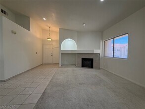 Building Photo - 900 Heavenly Hill Ct