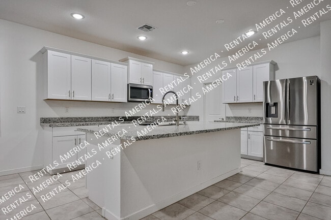 Foto del edificio - 1578 S 224th Ln