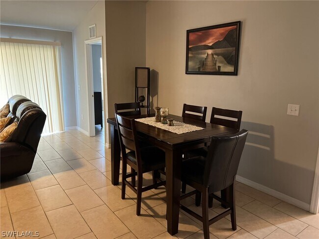 Foto del edificio - 3416 SW 17th Ave