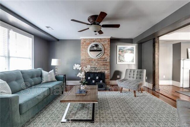 Building Photo - 617 Albemarle St