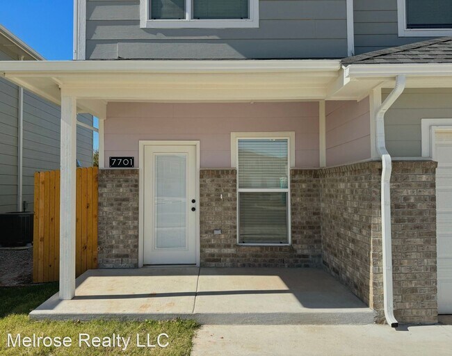 Building Photo - 3 br, 2.5 bath House - 7701 Owen Lane