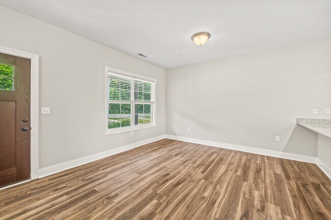 Foto del edificio - 137 N Franklin Ave