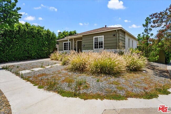 Building Photo - 17512 Bullock St