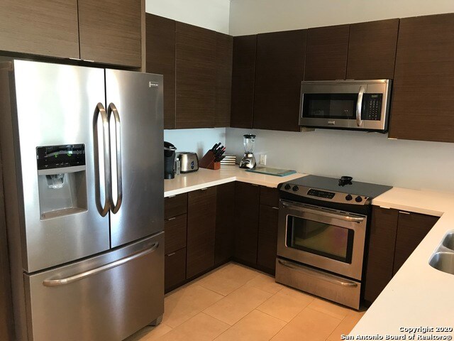 Building Photo - 17902 La Cantera Pkwy
