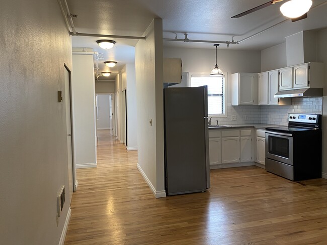 Foto del edificio - 1215 NW 21st Ave