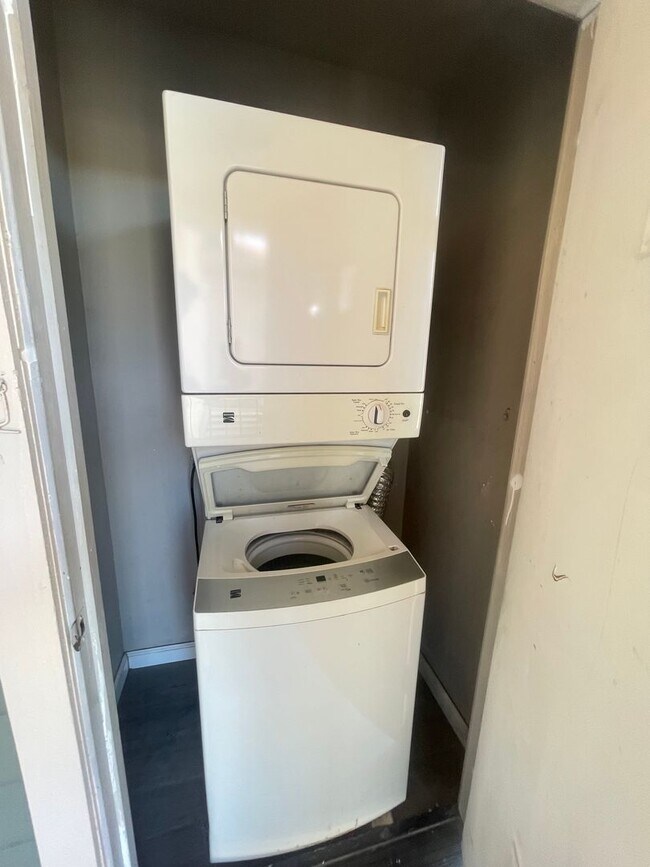 Foto del edificio - Bright 3BD Condo in Gated Community