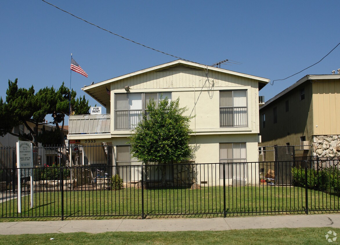 Building Photo - Shiva Garden
