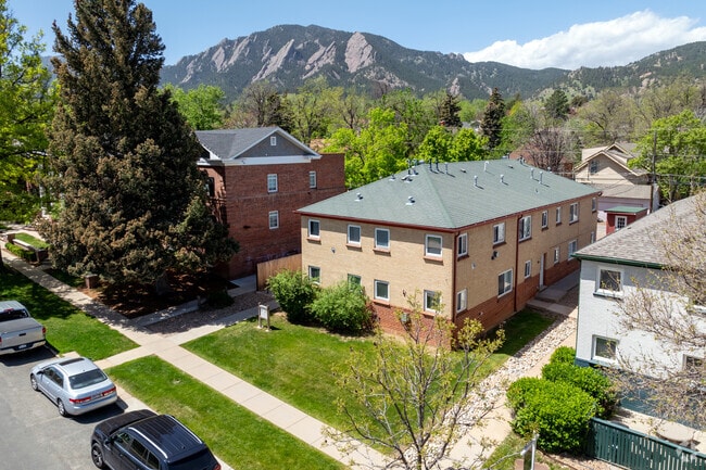 Aerial - 955 16th St