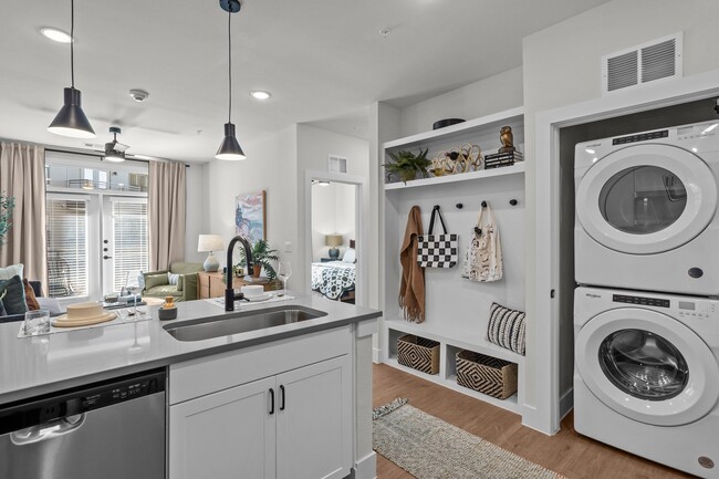 Foto del edificio - Eastpoint Apartments