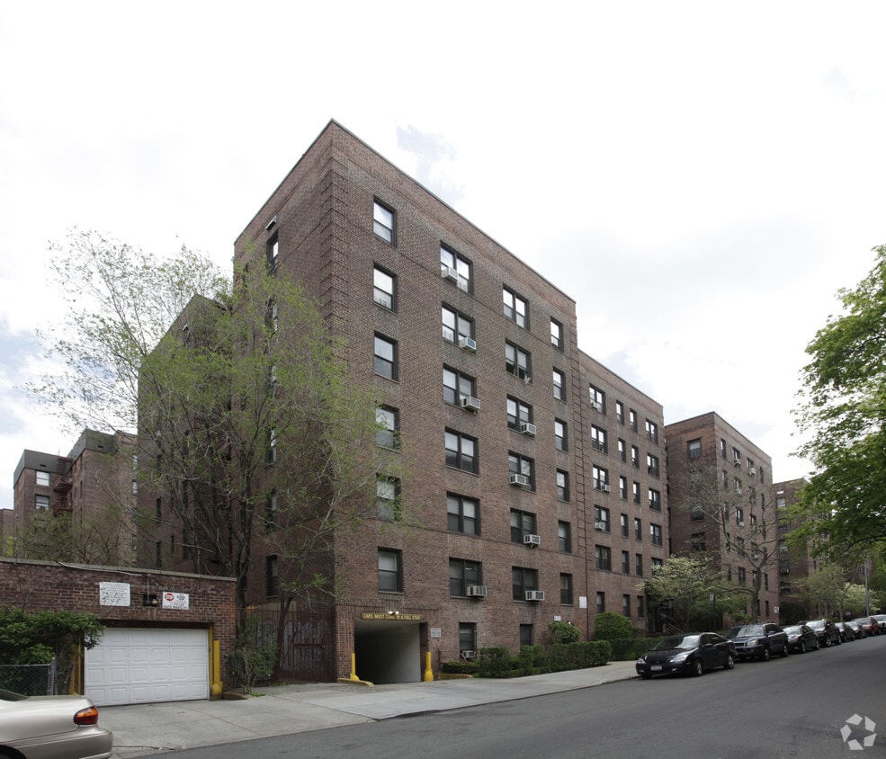 3421 77th St, Jackson Heights, NY 11372 Apartments in Jackson
