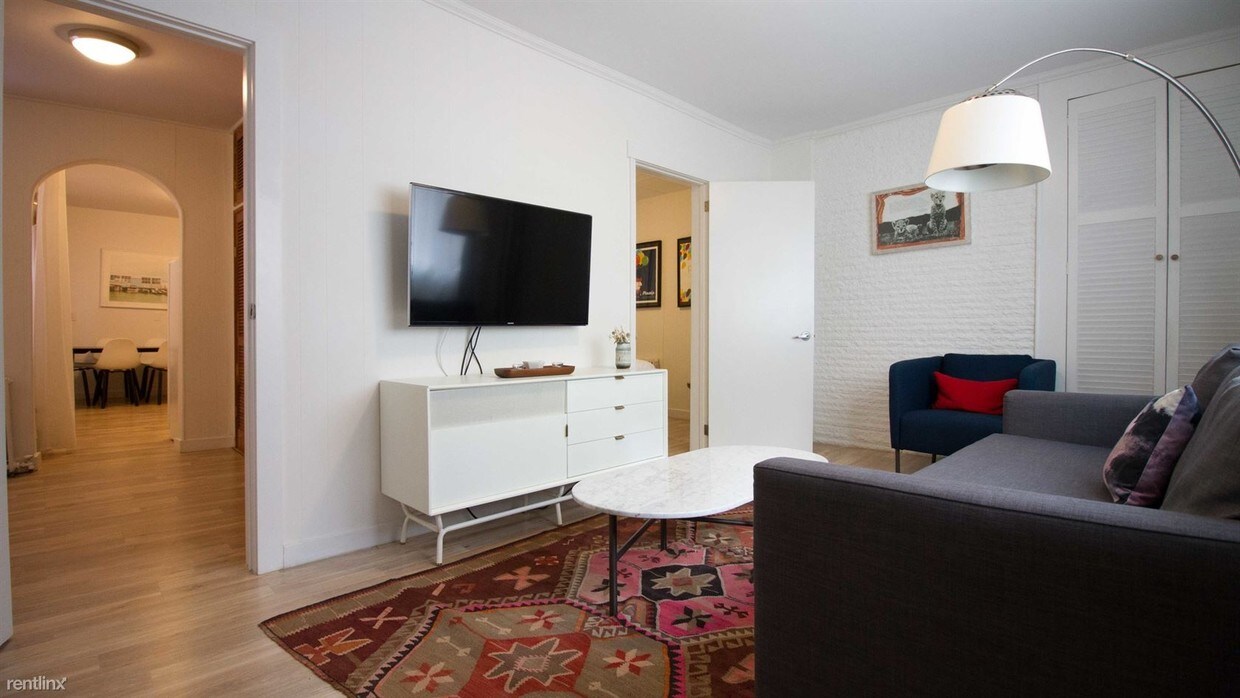 Foto principal - 2 br, 1 bath Apartment - 185 Withers St 1