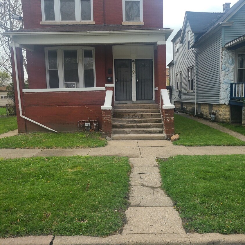 12050 S Lowe Ave Unit 2, Chicago, IL 60628 Apartment for Rent in