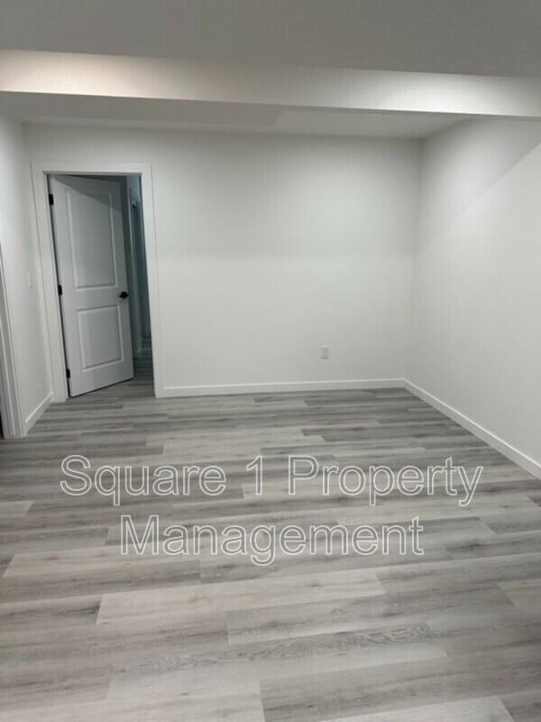 Building Photo - 9846 225A St NW