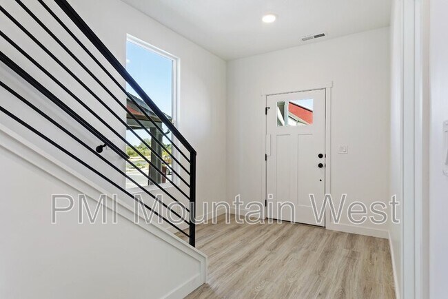 Building Photo - 1848 Red Twilight Ln