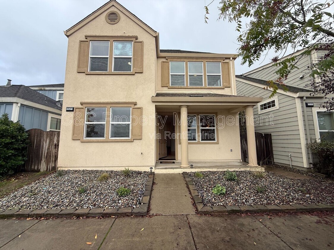 Foto principal - 2527 N Village Dr