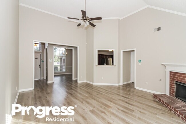 Building Photo - 4845 Shadow Pine Cove