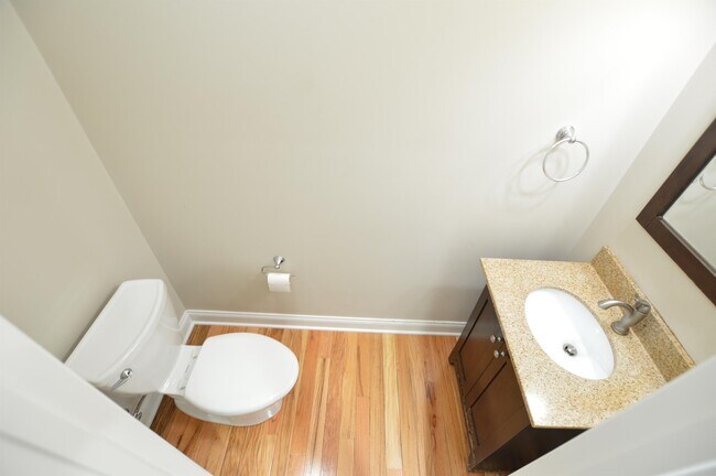 Foto del edificio - 232 Newberry Ln
