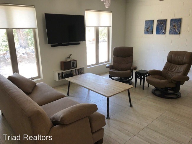 Foto del edificio - 1 br, 1 bath House - 8365-2 Little Morongo Rd