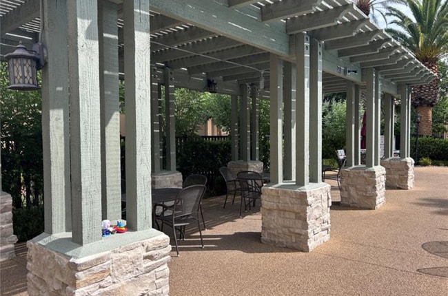 Building Photo - 1613 Cardinal Bluff Dr