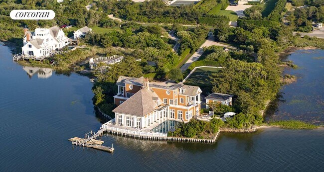 Foto del edificio - 809 Meadow Ln