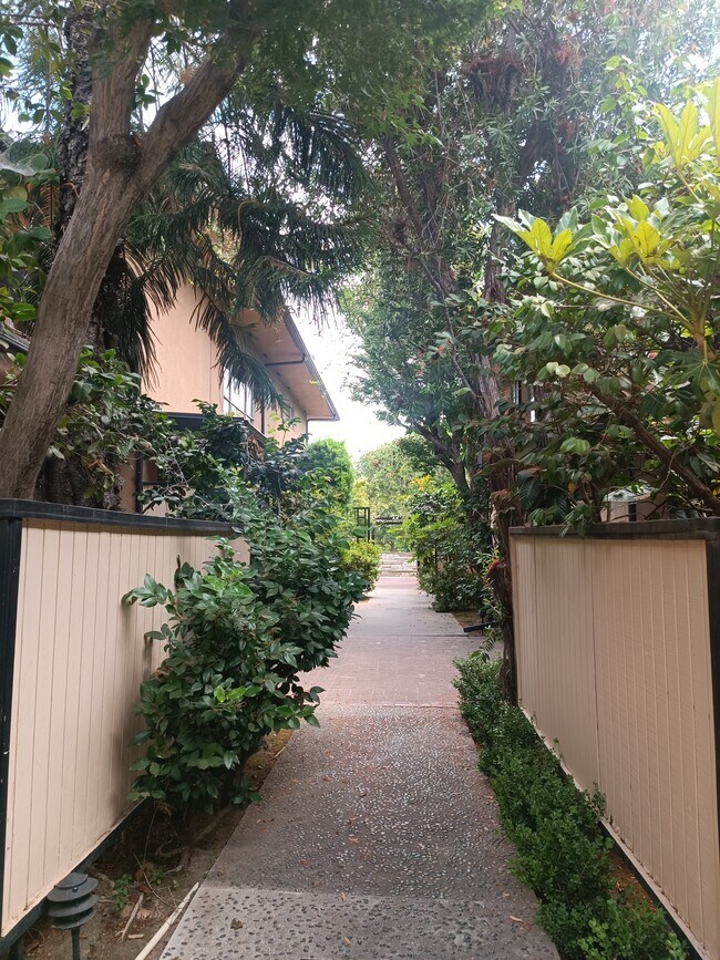 Foto del edificio - 1629 Fremont Ave
