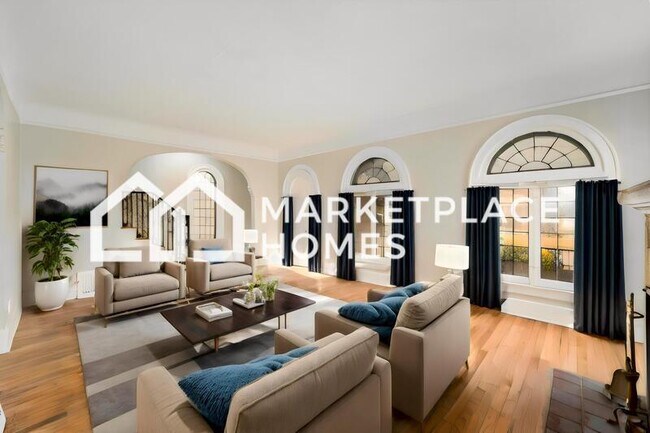 Foto del edificio - 13605 Griggs St